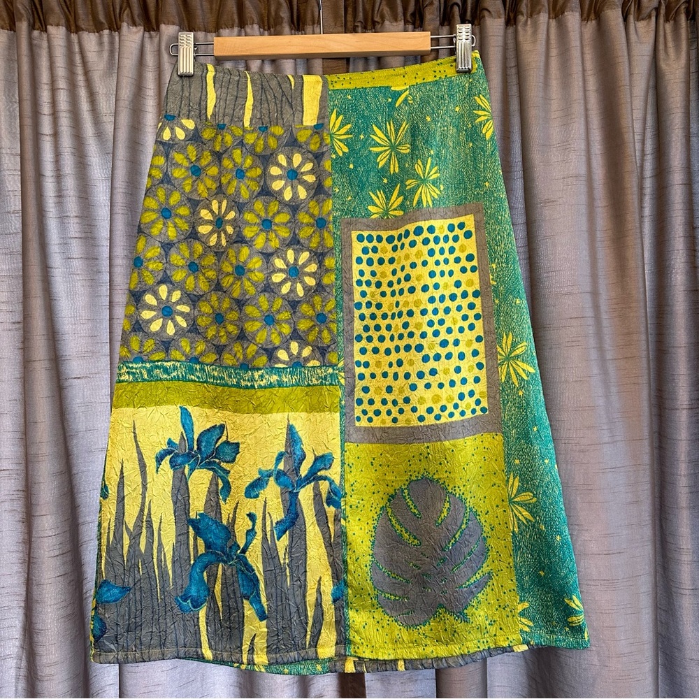 Solola French Mixed Pattern Faux Silk Crinkle Midi Skirt XS